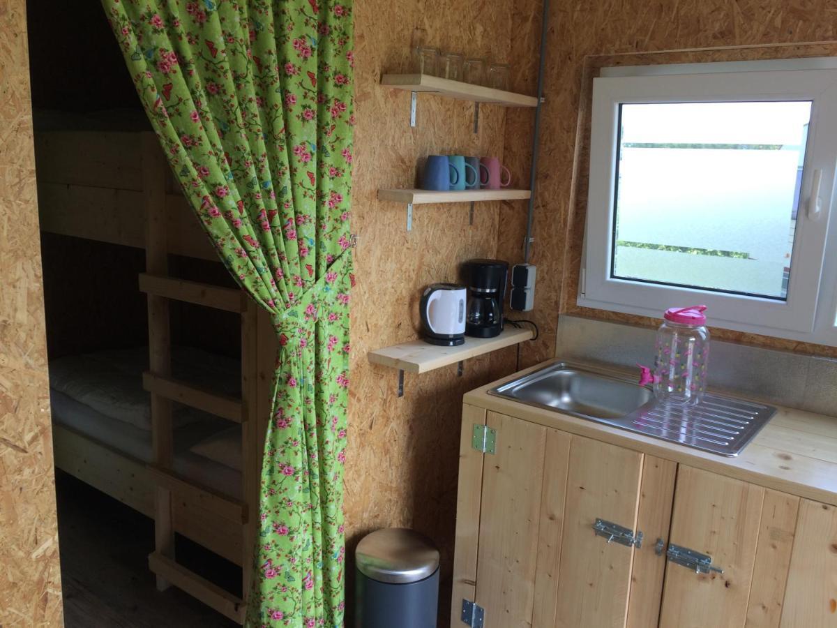 Trekkershut Hotel Beilen Eksteriør billede